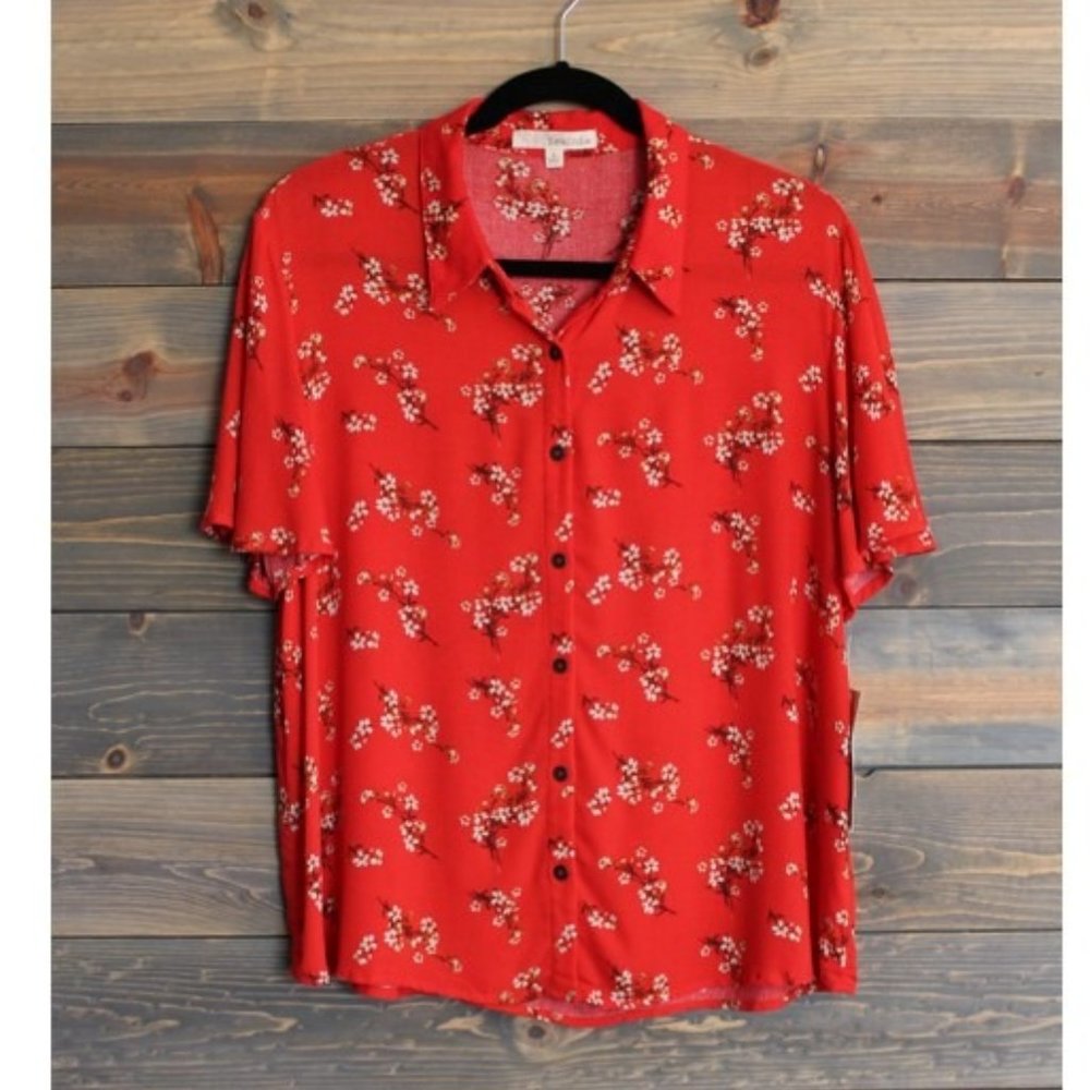 Rewind Floral Print Short-Sleeve Button Down Blouse